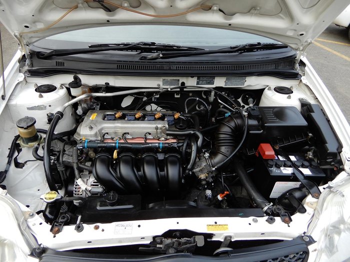 2004 Toyota Corolla Ascent ZZE122R Glacier White