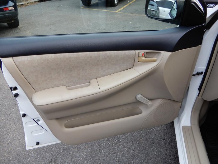 2004 Toyota Corolla Ascent ZZE122R Glacier White
