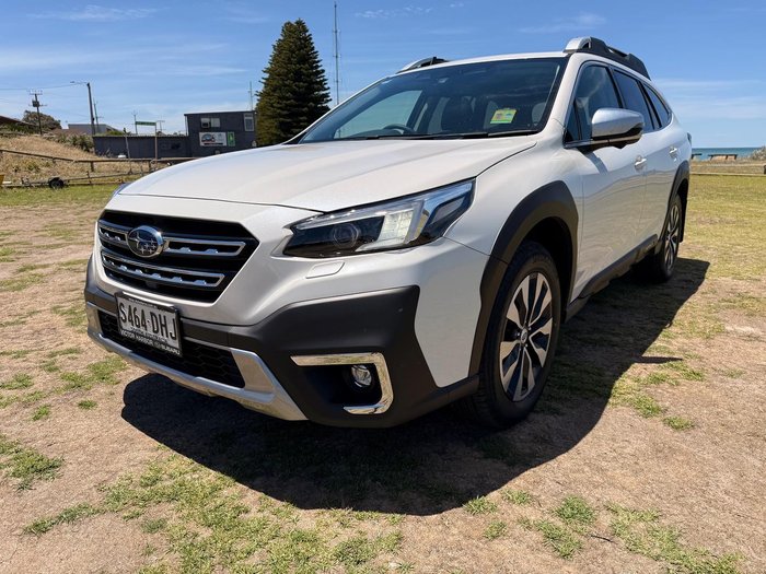 2025 Subaru Outback AWD Touring