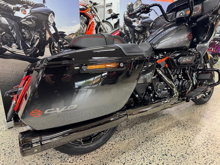 2025 Harley-Davidson CVO Road Glide 121 (FLTRXSE) Touring Grey