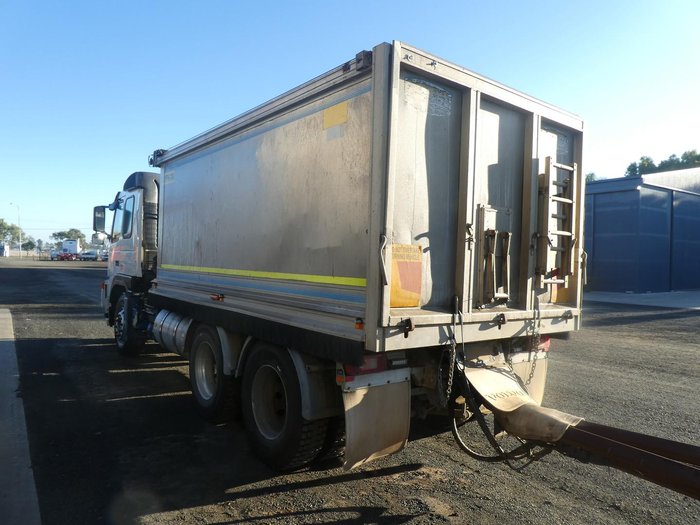 2008 Volvo Fm480 WHITE