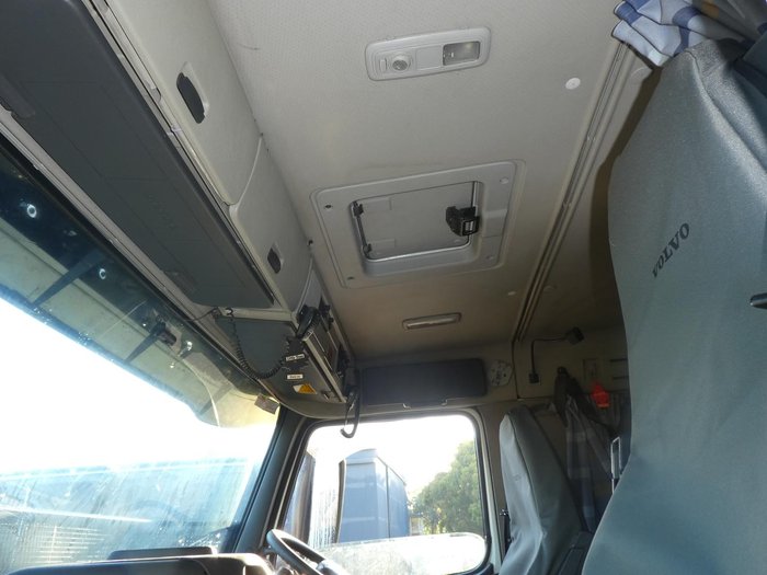 2008 Volvo Fm480 WHITE