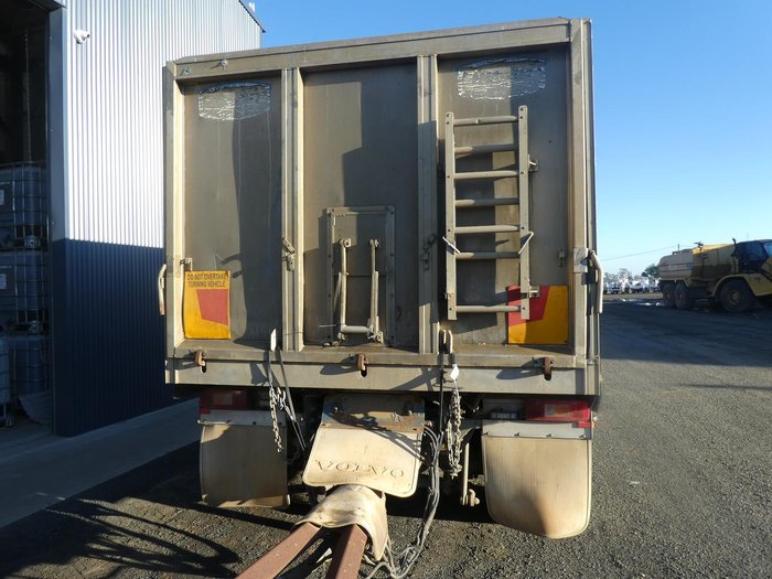 2008 Volvo Fm480 WHITE