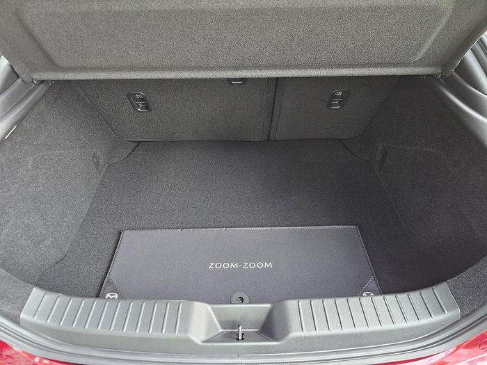 2025 Mazda 3 G20 Evolve