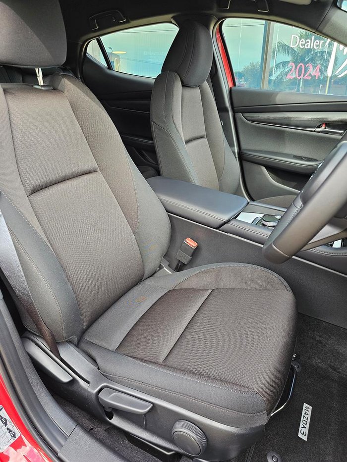 2025 Mazda 3 G20 Evolve