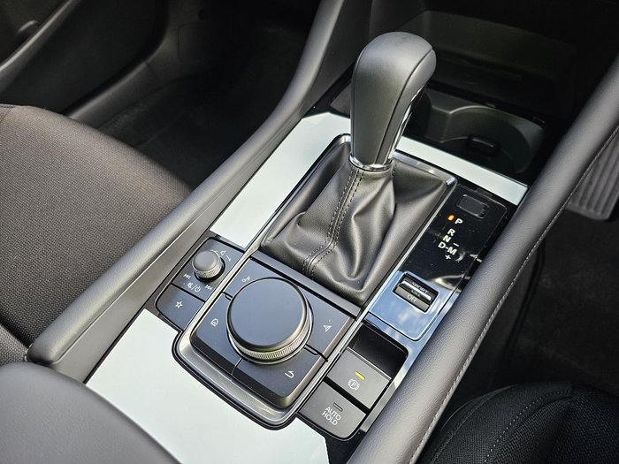 2025 Mazda 3 G20 Evolve