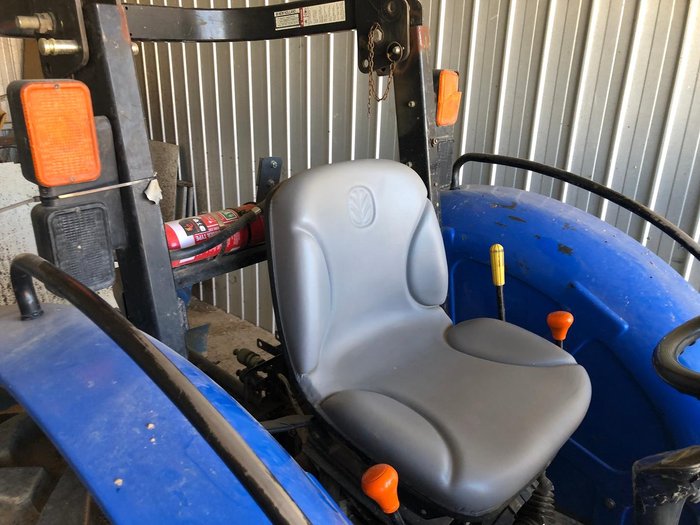 2013 New Holland Workmaster 55 Blue