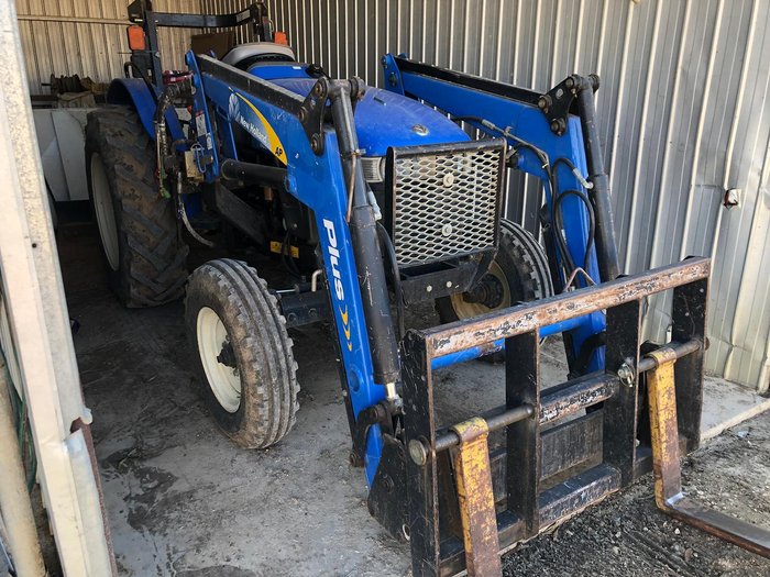 2013 New Holland Workmaster 55 Blue