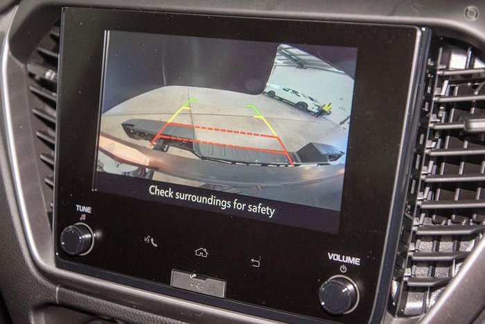 2025 Isuzu D-MAX LS-M