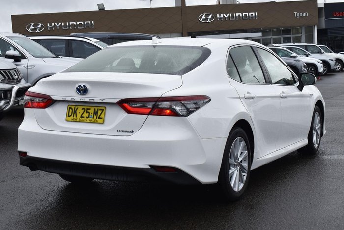 2024 Toyota Camry Ascent AXVH70R White