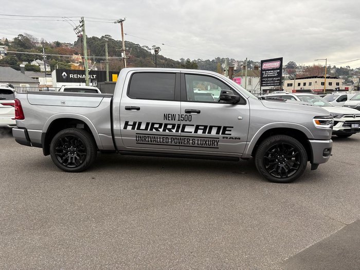 2025 RAM 1500 Limited Hurricane HO RamBox DT MY25 4X4 Dual Range Billet Silver