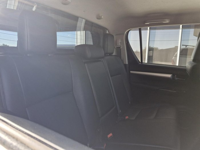 2018 Toyota Hilux SR5