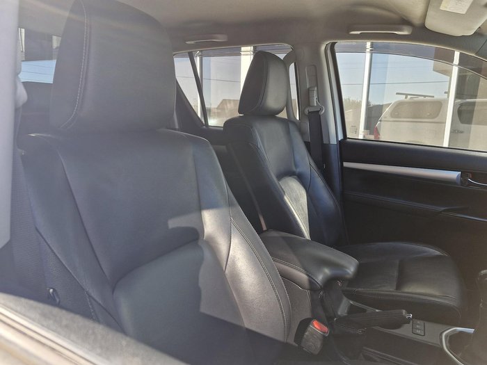 2018 Toyota Hilux SR5