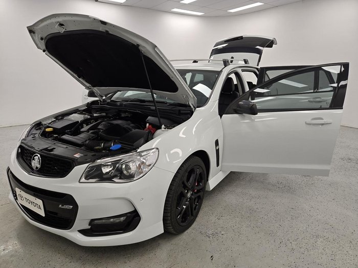 2017 Holden Commodore SS V Redline VF Series II MY17 Heron White