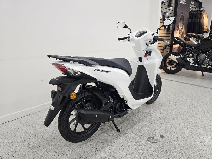 2023 Honda NSC110 DIO White