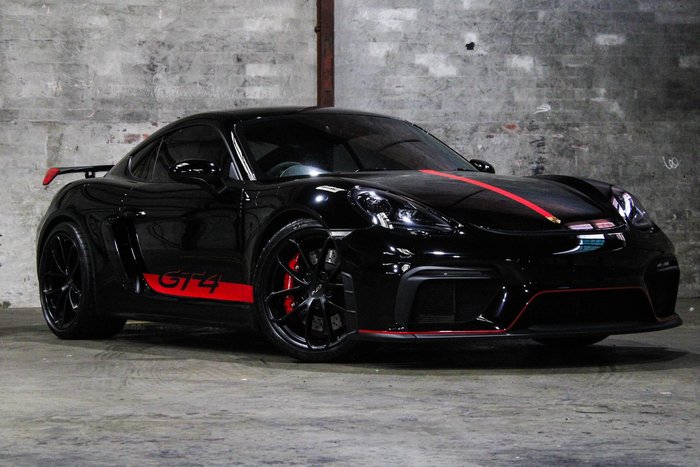 2021 Porsche 718 Cayman GT4