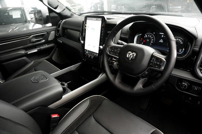 2025 RAM 1500 Laramie Sport Hurricane SO RamBox