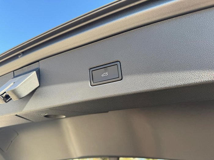 2025 Volkswagen T-Roc R Wolfsburg Edition