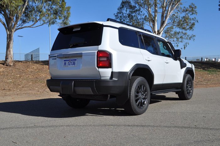 2024 Toyota Landcruiser Prado GXL