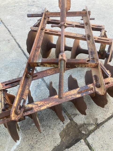 Lightning 12 Plate Offset