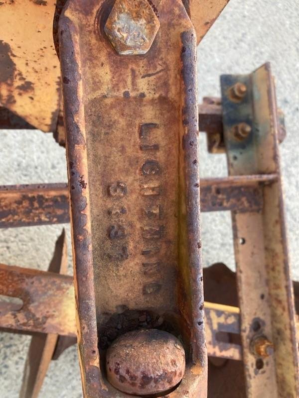 Lightning 12 Plate Offset