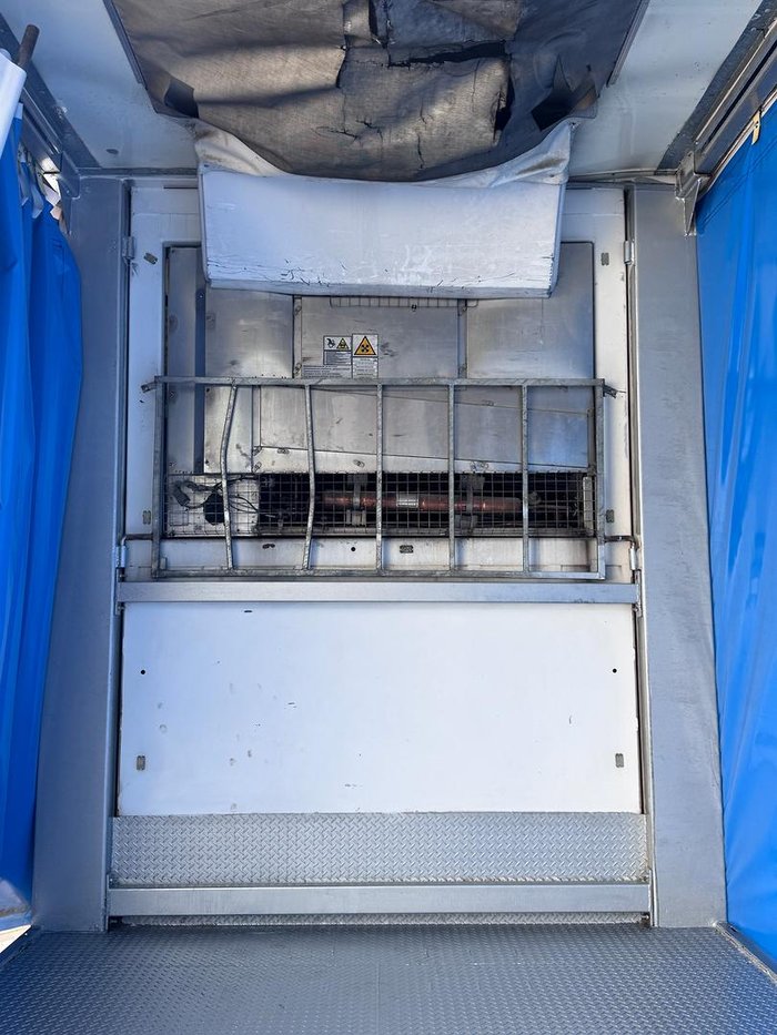 2006 TopStart/MaxiTrans St3 34 Pallet Drop On Double Drop Deck Fridge Mezzanine