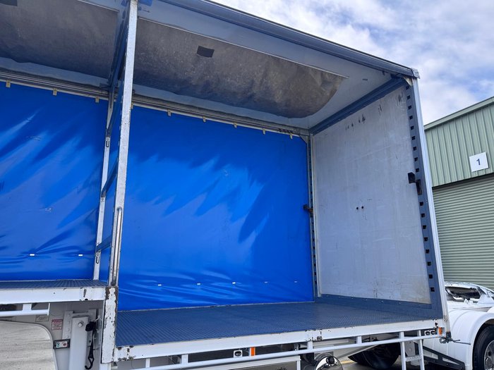 2006 TopStart/MaxiTrans St3 34 Pallet Drop On Double Drop Deck Fridge Mezzanine