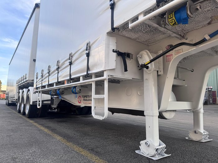 2006 TopStart/MaxiTrans St3 34 Pallet Drop On Double Drop Deck Fridge Mezzanine