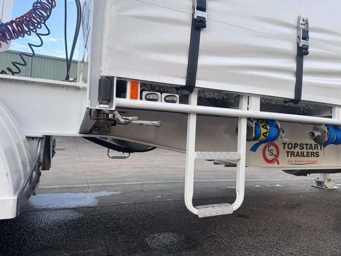 2006 TopStart/MaxiTrans St3 34 Pallet Drop On Double Drop Deck Fridge Mezzanine