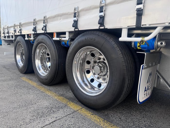 2006 TopStart/MaxiTrans St3 34 Pallet Drop On Double Drop Deck Fridge Mezzanine