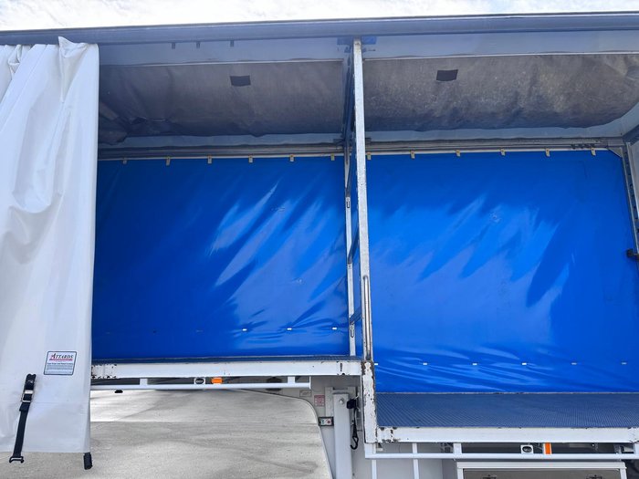 2006 TopStart/MaxiTrans St3 34 Pallet Drop On Double Drop Deck Fridge Mezzanine