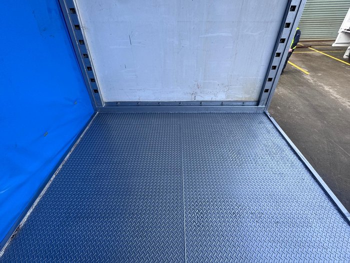 2006 TopStart/MaxiTrans St3 34 Pallet Drop On Double Drop Deck Fridge Mezzanine