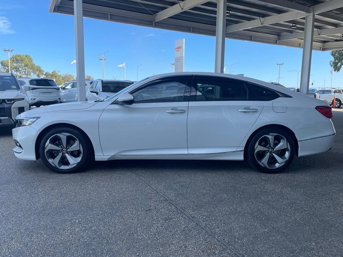 2022 Honda Accord VTi-LX
