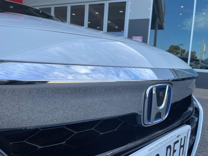 2022 Honda Accord VTi-LX