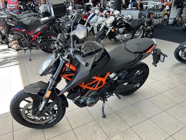 2023 KTM 390 Duke Duke Black