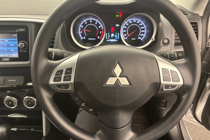2016 Mitsubishi Lancer ES Sport