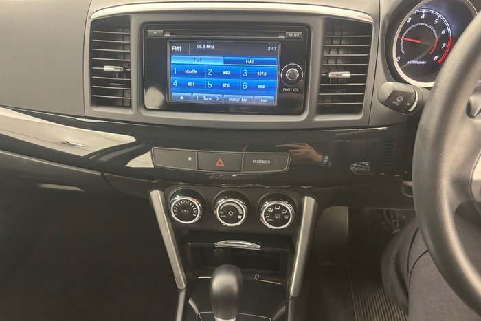 2016 Mitsubishi Lancer ES Sport