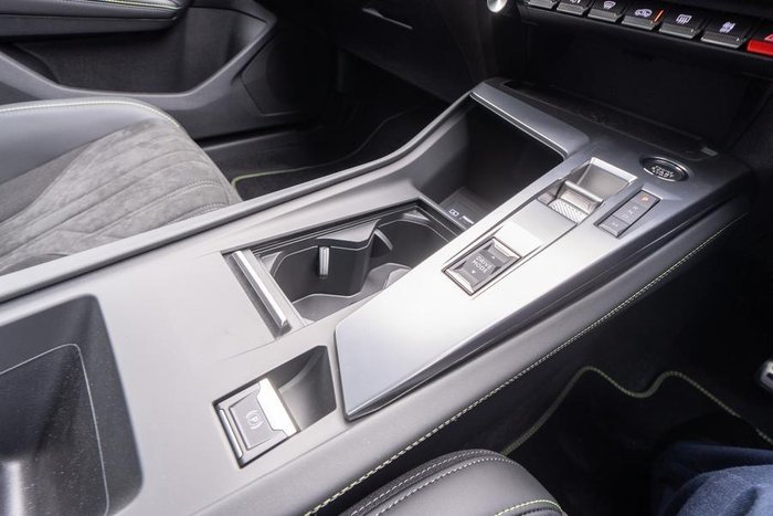 2025 Peugeot 308 GT Hybrid