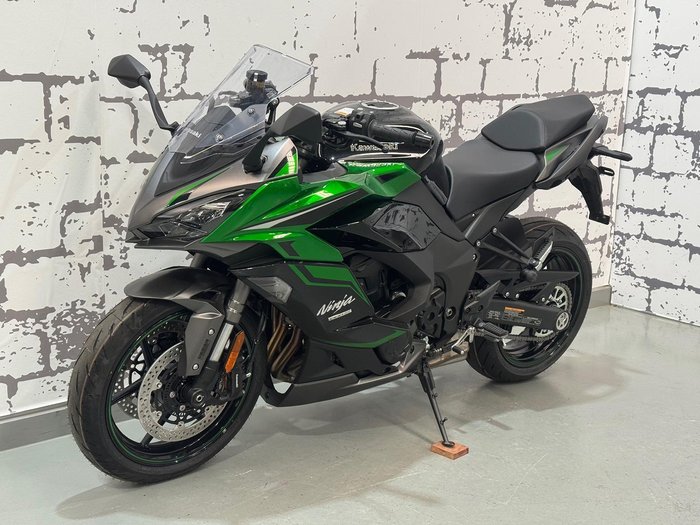 2024 Kawasaki Ninja 1000SX Ninja Green