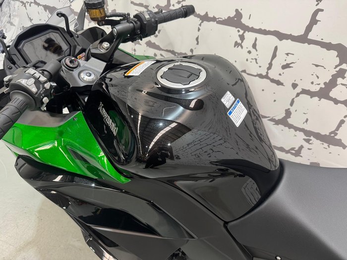2024 Kawasaki Ninja 1000SX Ninja Green
