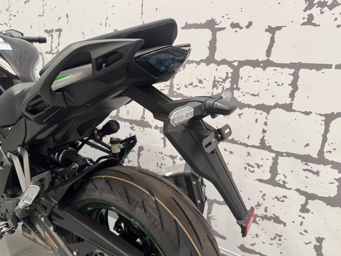 2024 Kawasaki Ninja 1000SX Ninja Green