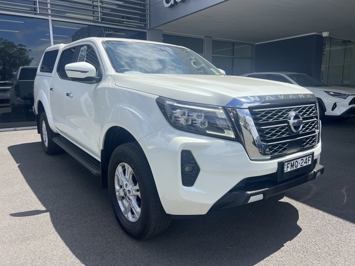 2024 Nissan Navara ST