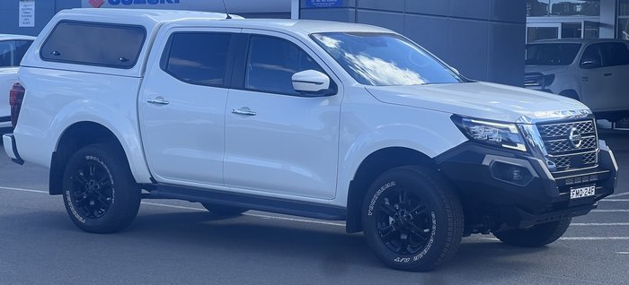 2024 Nissan Navara ST