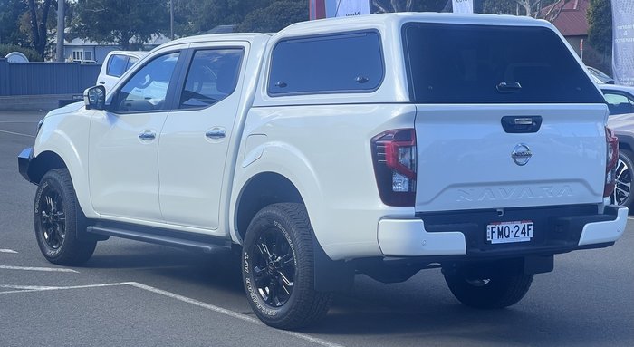2024 Nissan Navara ST