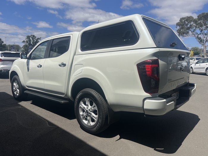 2024 Nissan Navara ST