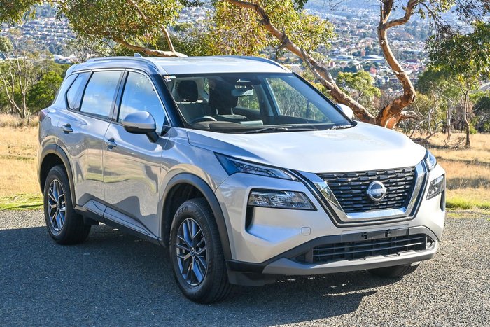 2024 Nissan X-TRAIL ST