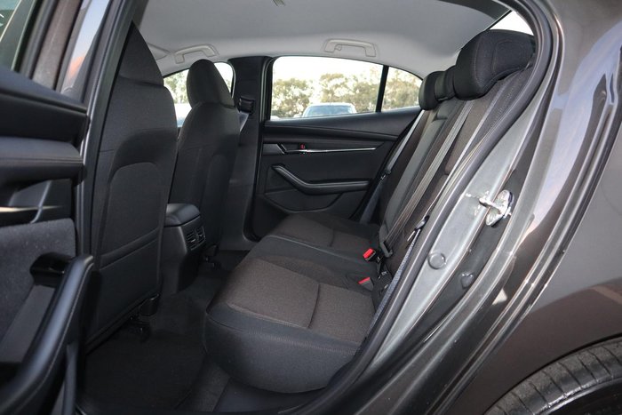 2025 Mazda 3 G20 Evolve