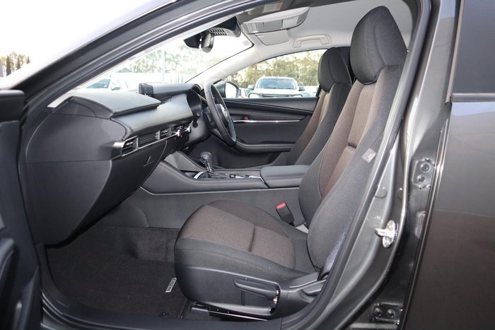 2025 Mazda 3 G20 Evolve
