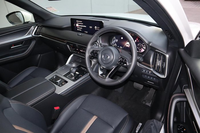 2025 Mazda CX-60 P50e Azami
