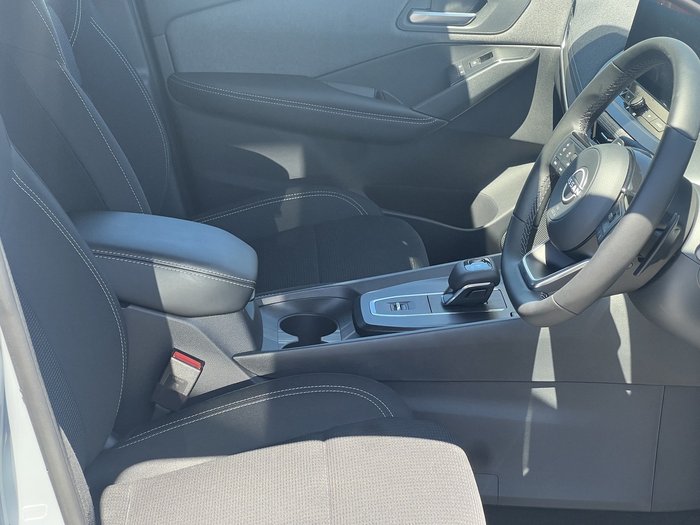 2025 Nissan QASHQAI ST-L